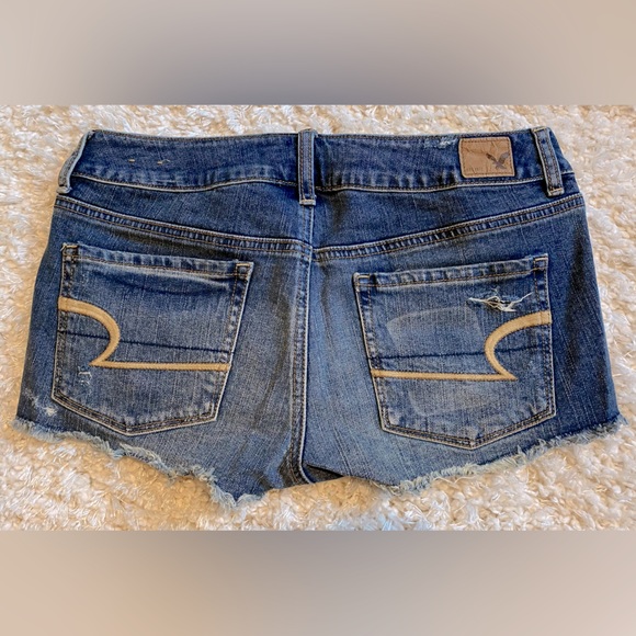 American Eagle Shortie Jean Shorts - Picture 3 of 5